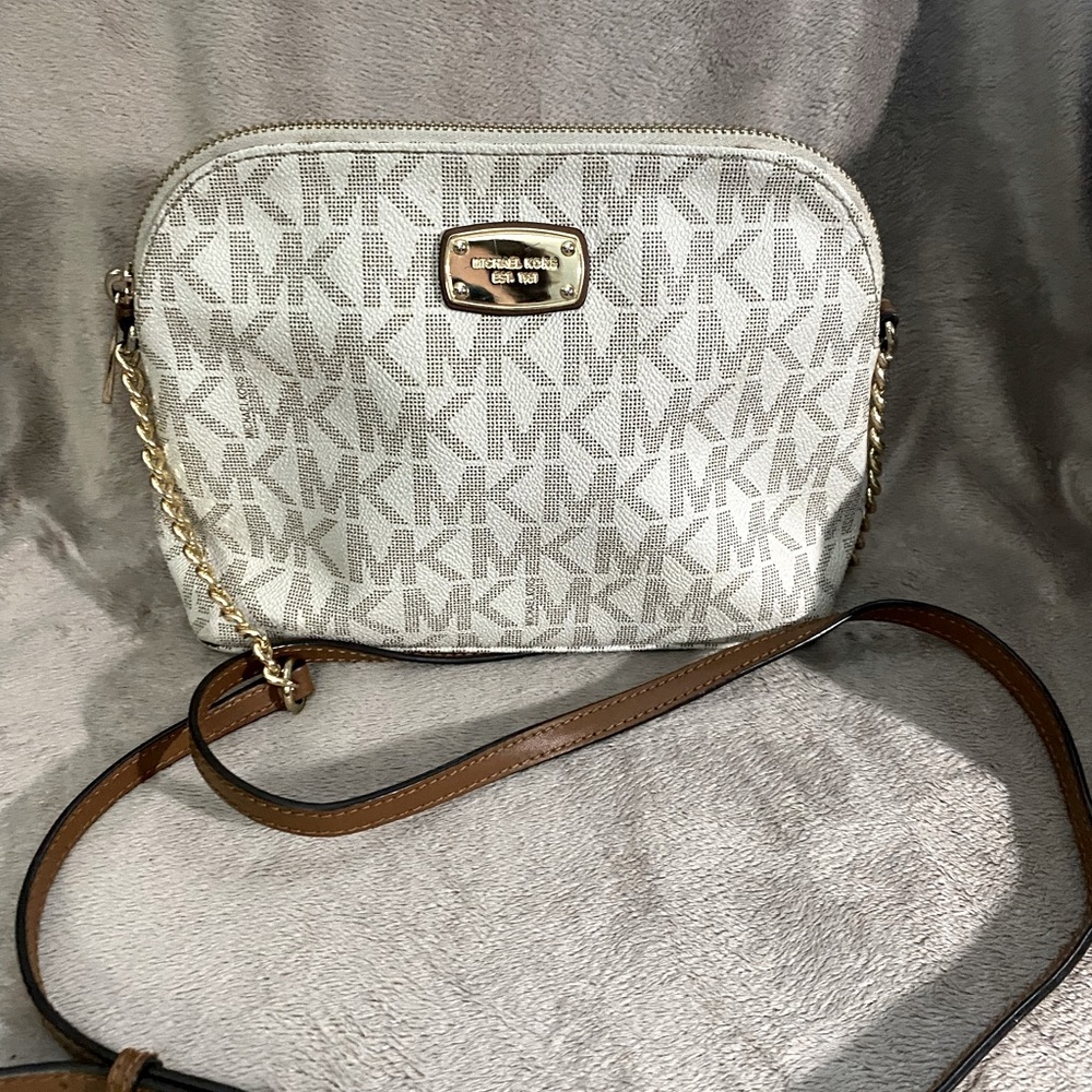 Michael Kors Crossbody Bag